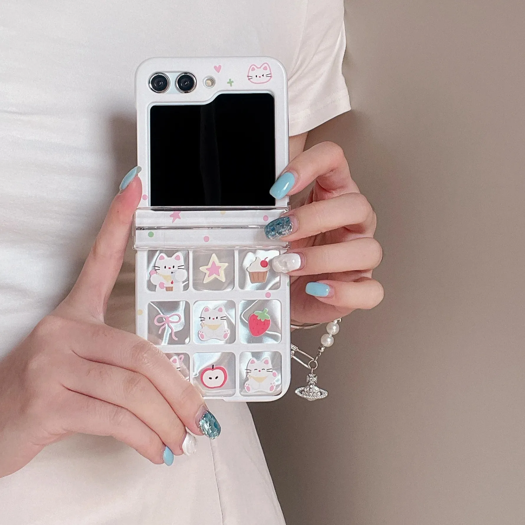 Cute Cat Charm Wristlet Strap Phone Case Cover for Samsung Z Flip